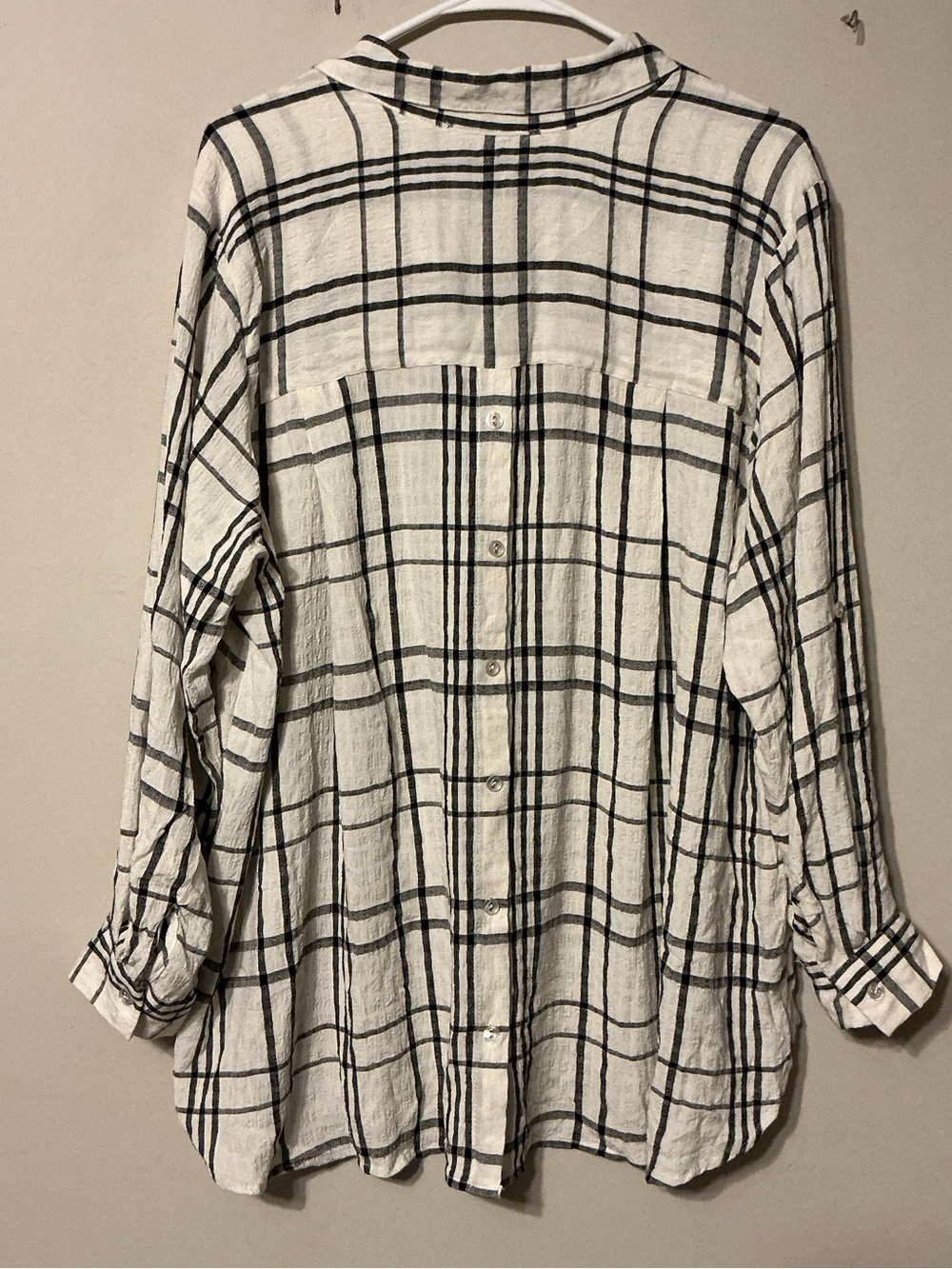 Jane + Delancey Plaid Button-Back Tunic Shirt - Picture 7 of 12